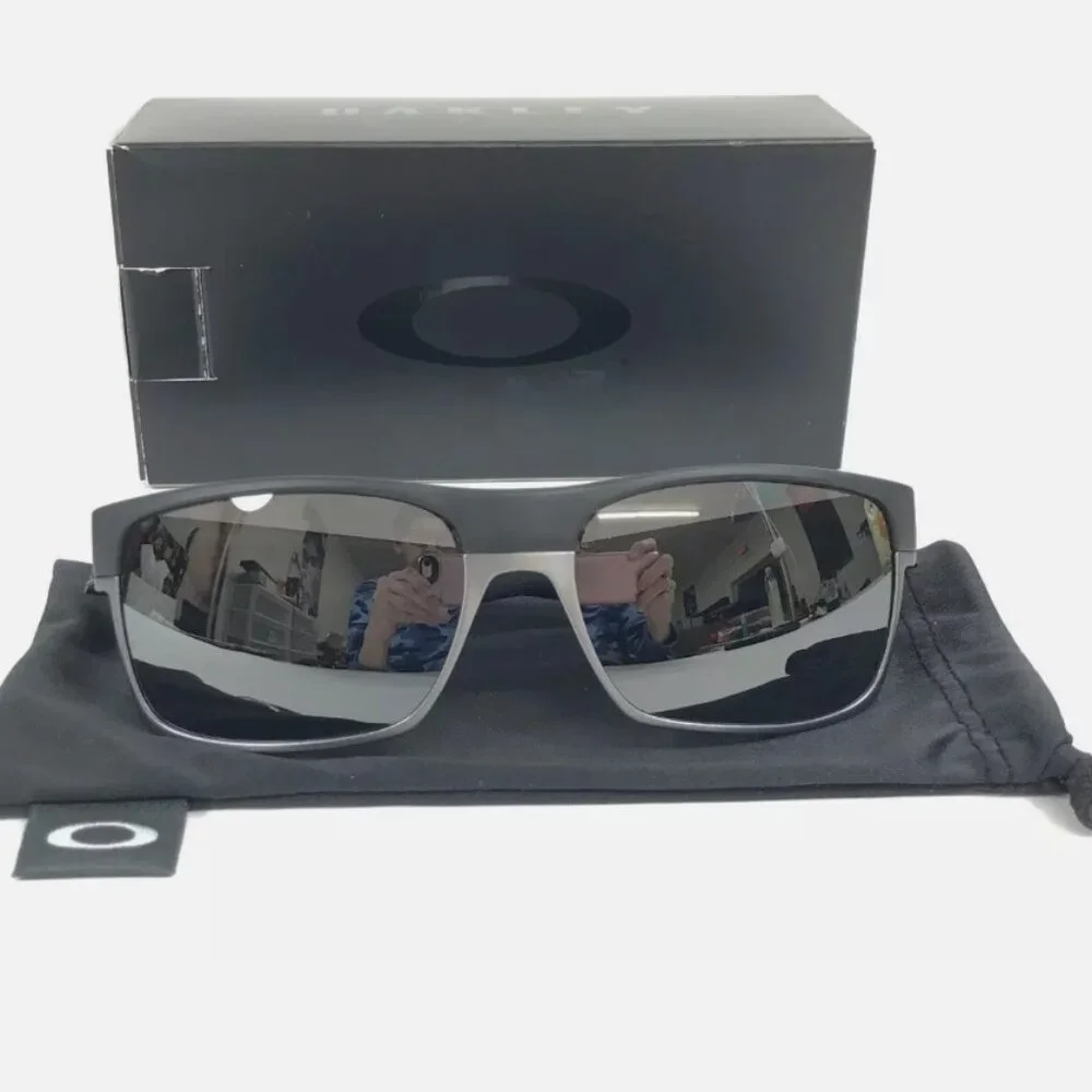 Oakley Sunglasses Black Polarized Matte Sunglasses